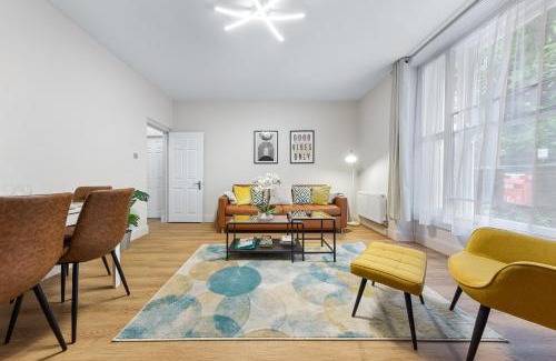 Maida Vale Apartment | Maida Vale, Central Modern Apt, Sleeps 4, London.