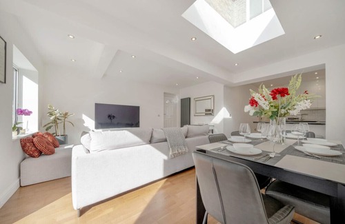 Maida Vale Apartment | Maida Vale Gem by Little Venice