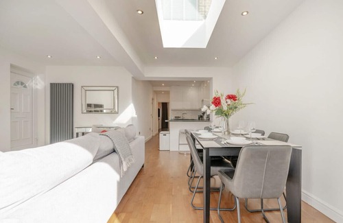Maida Vale Apartment | Maida Vale Gem by Little Venice