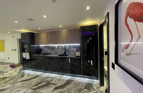 Maidenhead Apartment | Maidenhead Fabulous Stylish Two Bedroom Penthouse