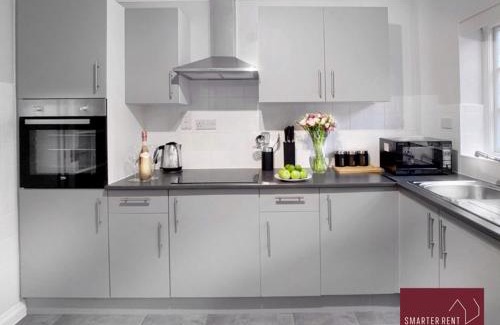 Maidenhead Apartment | Maidenhead - Lovely Modern 3 bedroom house