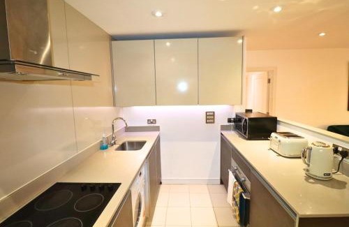 Maidenhead Apartment | MAIDENHEAD Stylish and modern 2 bedroom apartment