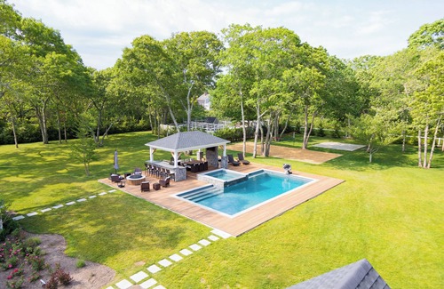 Vineyard Haven House | Main house and a separate apartment with saltwater pool, spa, outdoor cooking!