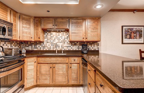 Downtown Park City Condo | Main Street Condo Walk to Lifts