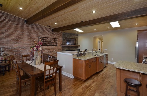 Hendersonville Condo | Main Street Location with Historic Courthouse View!