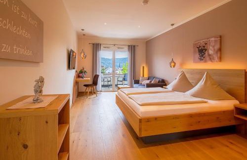 Buergstadt Hotel | Main-Vinotel Weingut Helmstetter