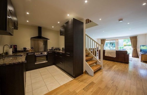 Kenmore Villa | Mains of Taymouth, Kenmore ~ 5* 12 Maxwells - sleeps 4 guests in 2 bedrooms