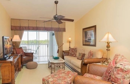 Hammock Bay Condo | Mainsail (2-Bedroom Condo) with Pool by RedAwning