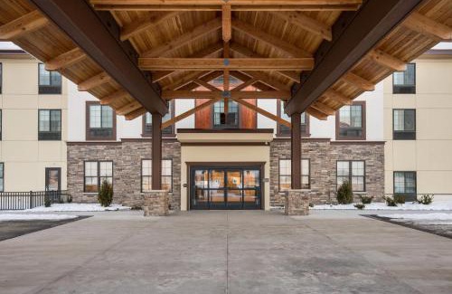 Gaylord Hotel | MainStay Suites Gaylord