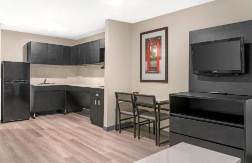 Little Rock Hotel | MainStay Suites Little Rock West Near Medical Centers