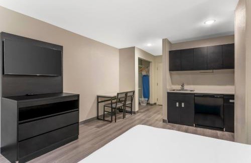 Little Rock Hotel | MainStay Suites Little Rock West Near Medical Centers