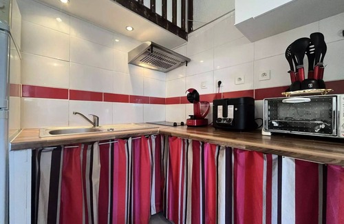 Gruissan Villa | Mais Studio mezz sleeps 4 GRUISSAN