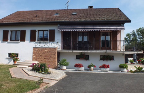 Fougerolles House | Maison Calme, au Cœur D'une Campagne Verdoyante