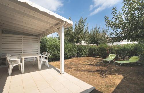 Prunete House | Maison à Cervione Prunete jardin piscine accès direct plage