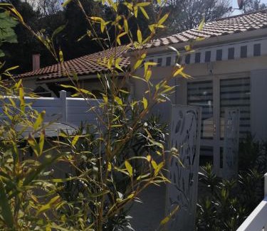 Les Mathes House | Maison à La Palmyre, proche commerces et plages