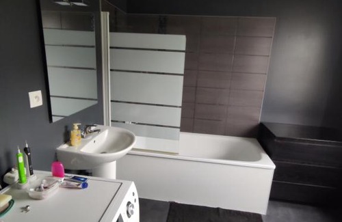 Saint-Ouen-en-Belin House | Maison 3 chambres avec garage sur terrain clos proche circuit 24h