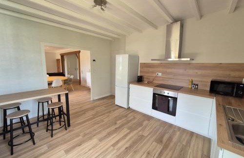 Les Herbiers Apartment | Maison 8pers Centre Les Herbiers proche Puy du Fou