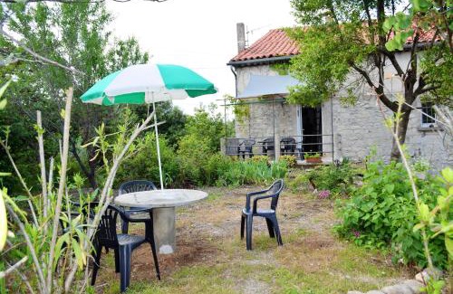 Les Vans House | Maison accueillante, Les Vans, vue sur montagne, grand jardin