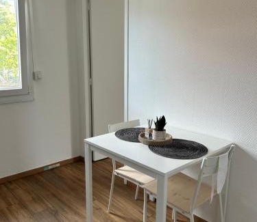 Bourgeonniere-Petit Port Apartment | Maison ADAR 101