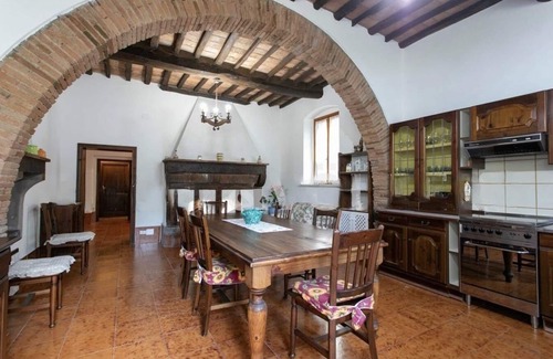 San Vincenzo Apartment | Maison Antoinette - Violet