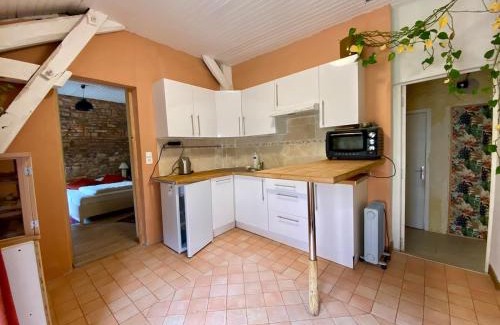 Chartrier-Ferriere House | Maison Arc-en-Ciel pour 1 à 6 personnes