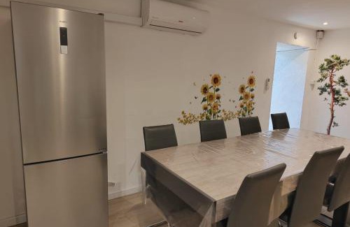 La Crau House | Maison atypique 14 couchages