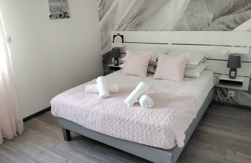 Les Mathes House | Maison au Calme au Coeur des Mathes