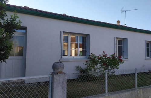 Dolus-d'Oleron House | Maison au Calme Dans Hameau