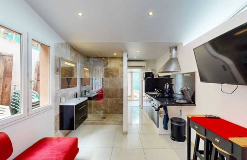 Istres House | Maison Avec Très Belle vue sur l Étang de Bere a 5min de la Plage