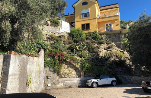 Mortola Superiore House | Maison Avec vue sur Magnifique sur Mer et Monaco !