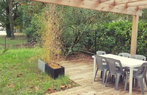 Le Teich House | Maison bleue |4* SPA near train station and town center|