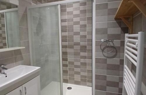 Chateauneuf-les-Bains House | Maison calme et paisible