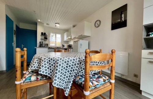 La Bree-les-Bains House | Maison calme 5 pers, proche plage et centre, jardin clos, WIFI, parking, ménage inclus. - FR-1-246A-181