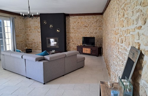 Lesparre-Medoc House | Maison Calme Aucun Voisinage, 20mn Plages