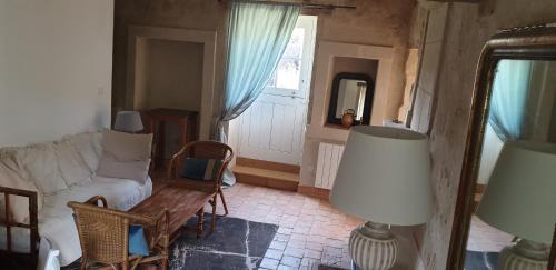 Saumur House | Maison Carol