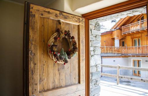 Cervinia Apartment | Maison Carrel Elegant 2
