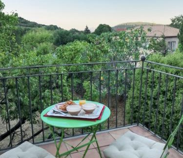 Saint-Privat House | Maison chaleureuse à Saint-Privat, 80 m² avec cour.
