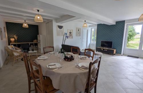 Challignac House | Maison charentaise rénovée avec jardin privatif et parking - FR-1-653-281
