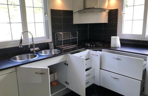 Sainte-Rose House | Maison charmante a Sainte Rose avec piscine et jardin