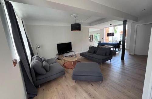 Les Halles - Valliere Villa | Maison climatisée, piscine, à 5 minutes des Grands Buffets