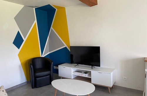 Archingeay Apartment | Maison Color'