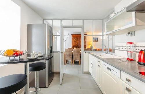 La Flotte House | Maison confortable proche de la mer avec terrasse