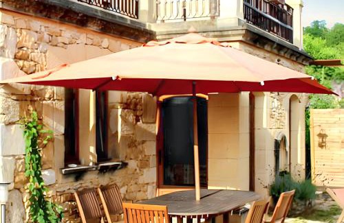 Saint-Cybranet House | Maison conviviale à Saint-Cybranet avec piscine partagée