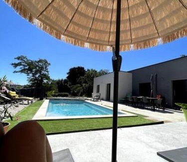 La Chaussee-Saint-Victor Apartment | Maison d’hôtes accès piscine