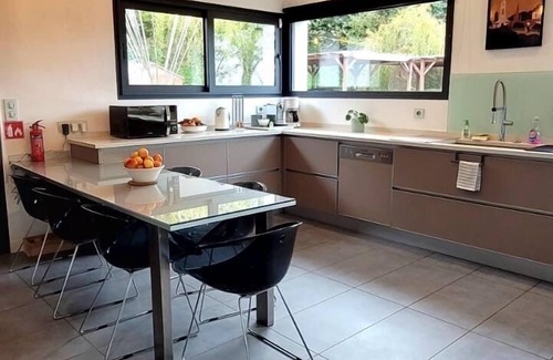 Camblanes-et-Meynac Apartment | Maison d’hôtes Villa Noumade - Louise