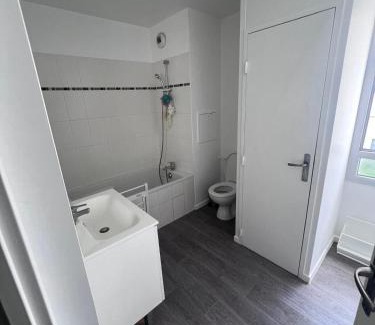 Poissy Villa | Maison de 100m2 a 5 minutes du centre de base du PSG