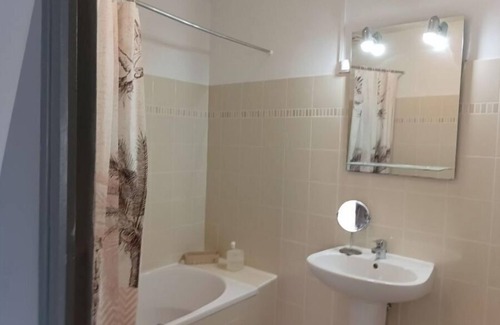 Meze House | Maison de 2 Chambres Pour 4 Personnes