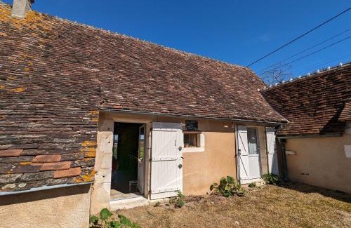 Pouligny-Saint-Pierre House | Maison de campagne avec jardin près d'Abbaye de Fontgombault et station thermale La Roche-Posay - FR-1-591-110