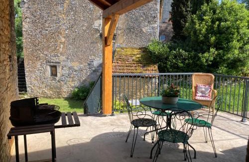 Degagnac House | maison de campagne en pierre