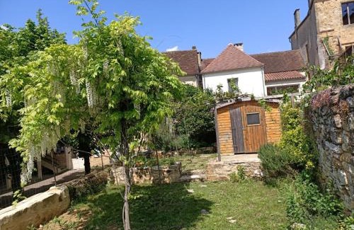 Gourdon House | Maison de caractère au cœur de la cité médiévale de Gourdon